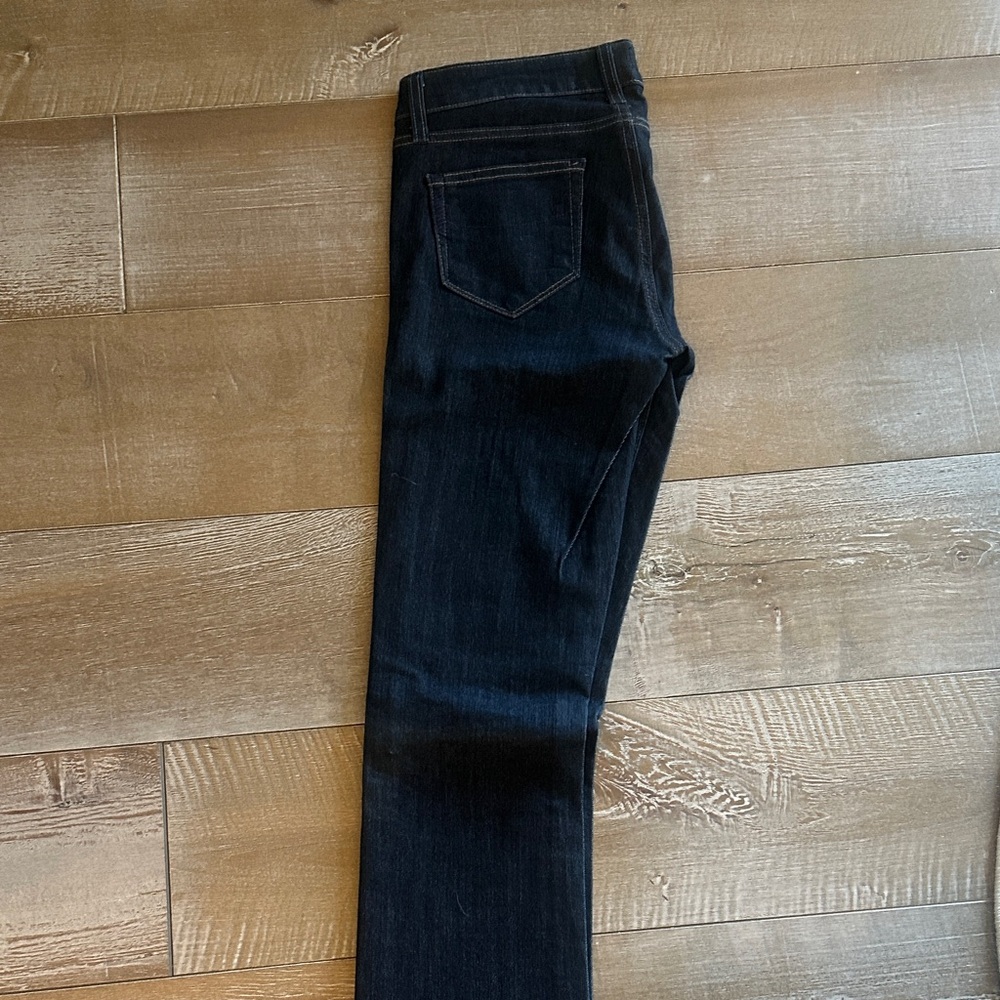 PAIGE Dark Indigo manhattan Jeans.